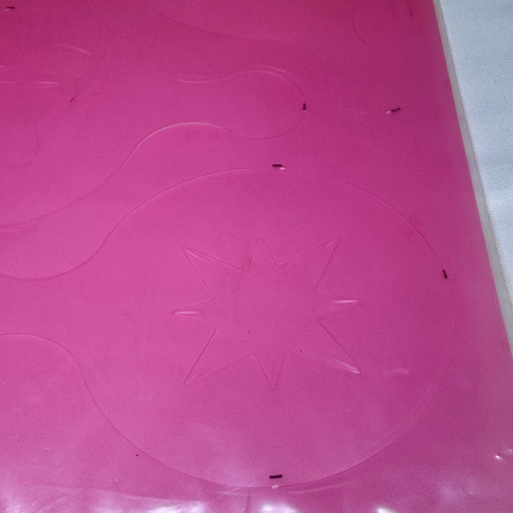 Wilton Pink Plastic Cake Decorating Stencils Sheet 417-1246 Star‎ Holly Designs
